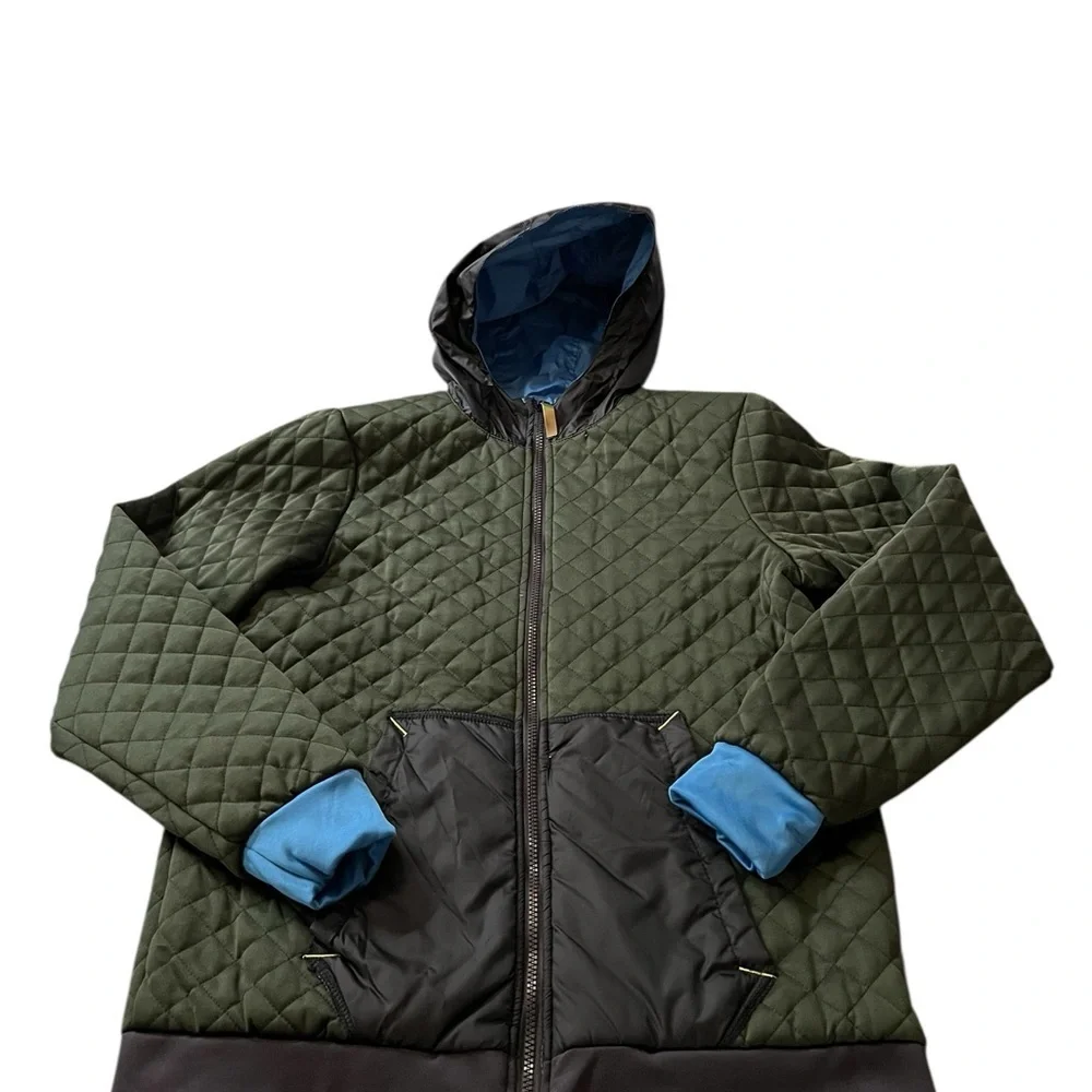 Champion Quilted Green & Blue Reversible Boys Jacket Size XL(16)